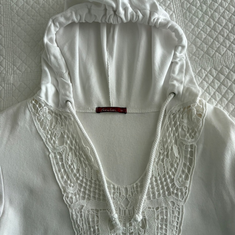 COTTON/LACE HOODIE 🤍 - Picture 3 of 5